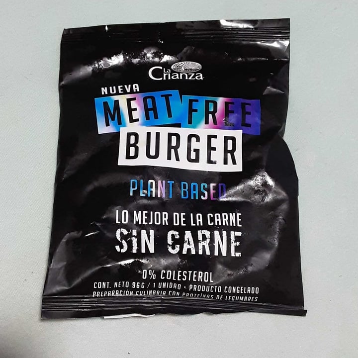 photo of La Crianza Meat Free Burger shared by @conin on  31 Oct 2020 - review