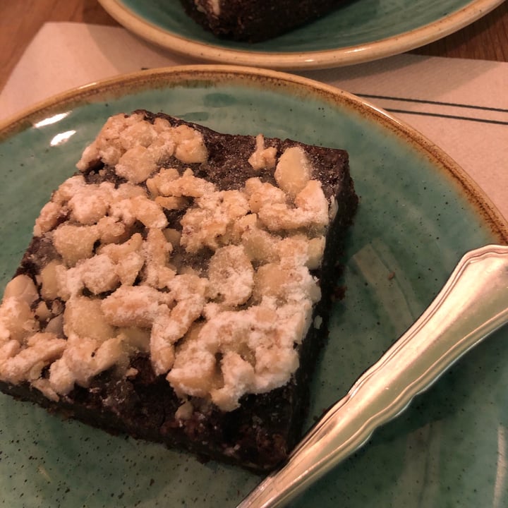 photo of Avo Brothers Vegan Brownie shared by @ambra95 on  20 Oct 2020 - review