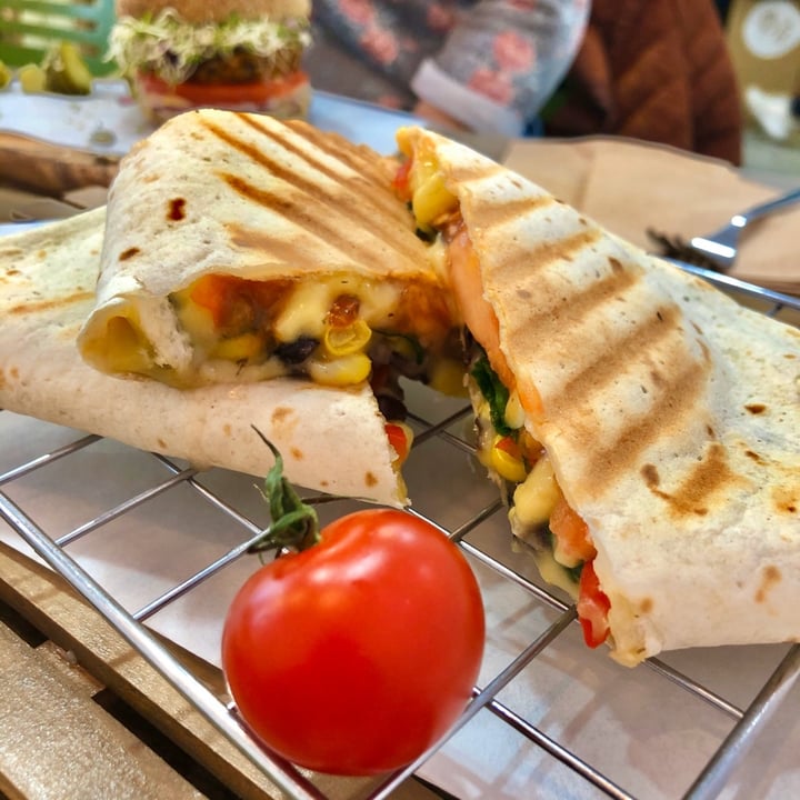 photo of Edgy Veggy Quesadilla shared by @bobbyeats on  27 Feb 2020 - review