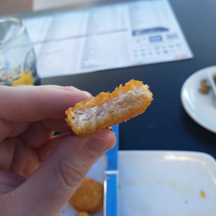 photo of Merendero Cobos Nuguet Vegano (Vegan Nuggets) shared by @jabmouth on  10 May 2022 - review