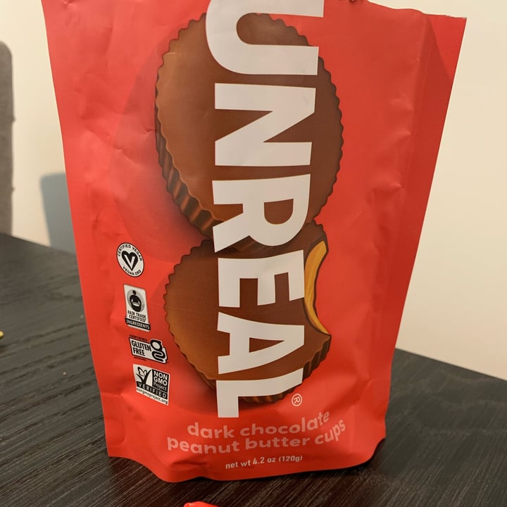 photo of UNREAL Dark Chocolate Peanut Butter Cups shared by @friendlyvegan on  30 Nov 2022 - review