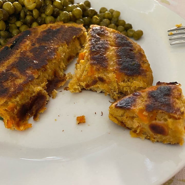 photo of Just Veg! (ALDI Italy) Burger Vegetale Alle Carote shared by @gaiar96 on  28 Aug 2022 - review