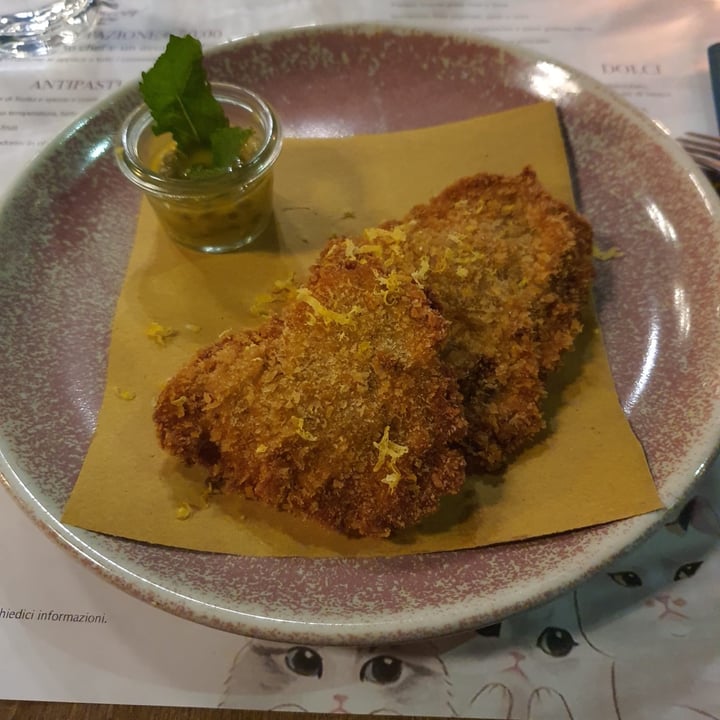 photo of Romeow Cat Bistrot Funghi croccanti shared by @frnkmrs on  19 May 2022 - review