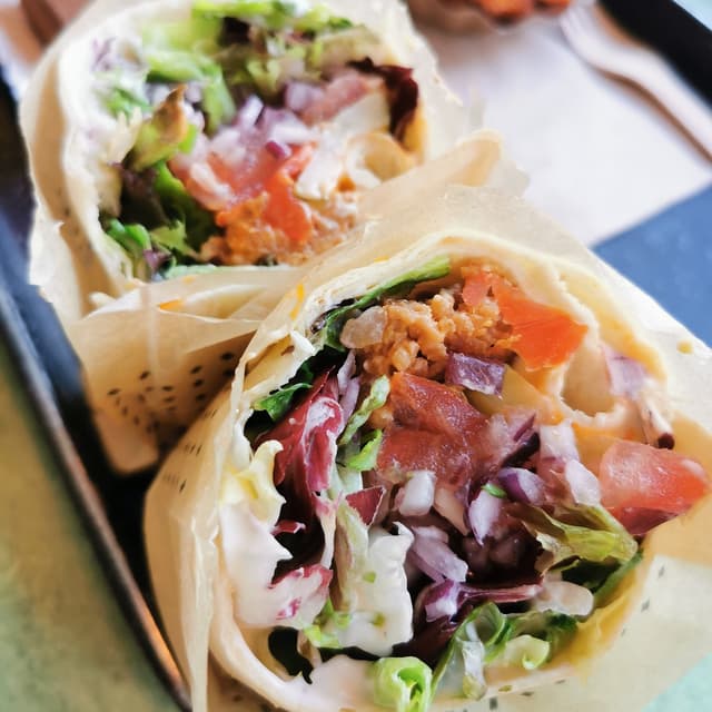 Photo of the dish “Hot Root Wrap”