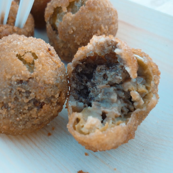 review photo of Vitadacani ODV | Progetto Porcikomodi Olive All'Ascolana shared by @toorquoise on 21 Sep 2022 - review