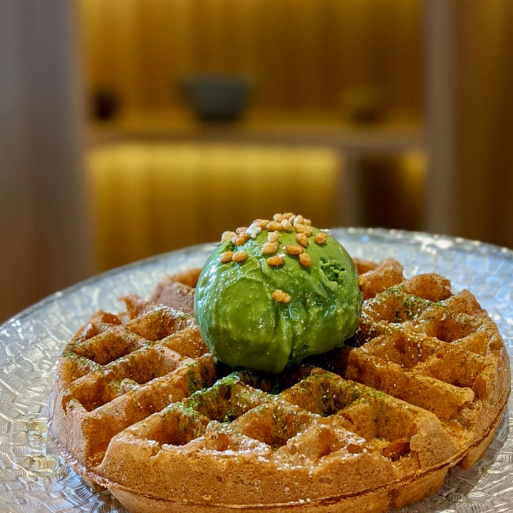 photo of Hvala Keong Saik Waffles with Matcha Gelato shared by @xinru-t on  28 Dec 2020 - review