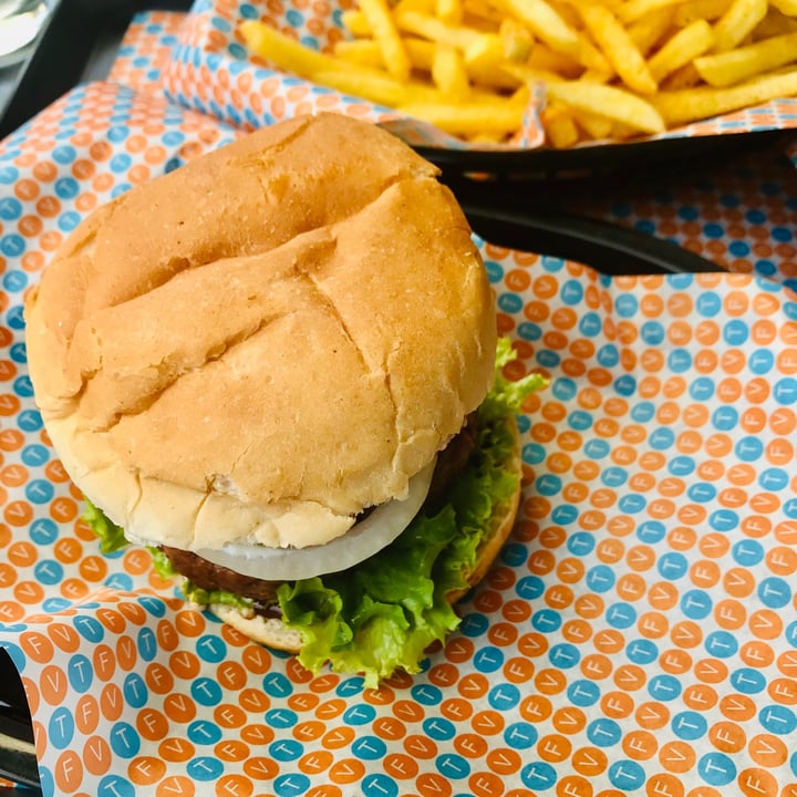 photo of The Fussy Vegan Urban GO! Burger shared by @poshrosh on  21 Feb 2021 - review