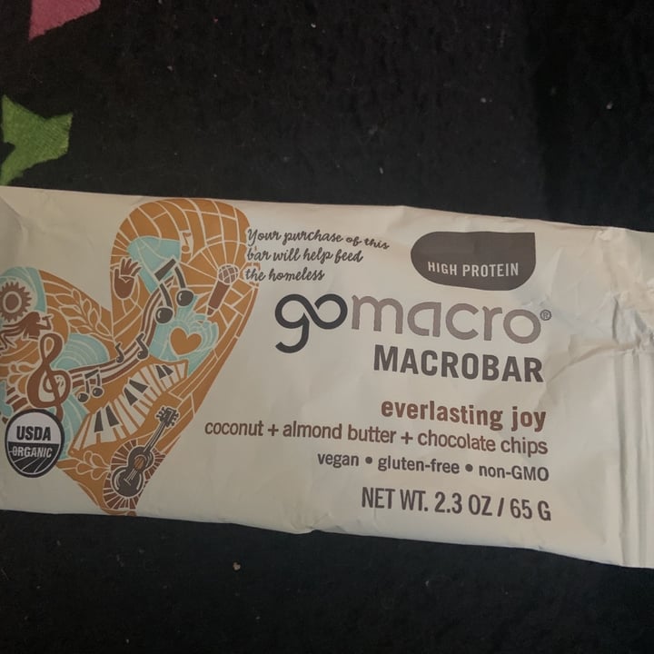 photo of GoMacro Everlasting Joy - Coconut + almond butter + chocolate chip bar shared by @arickaash on  06 Jan 2020 - review