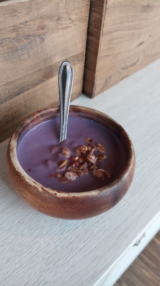 photo of nomVnom Bistro Purple Smoothie shared by @zoebelle2504 on  30 Aug 2019 - review