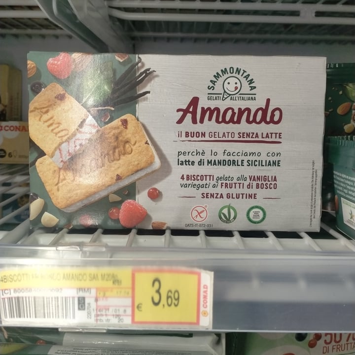 photo of Amando biscotto vaniglia e frutti di bosco shared by @albaricoque9 on  23 Nov 2022 - review