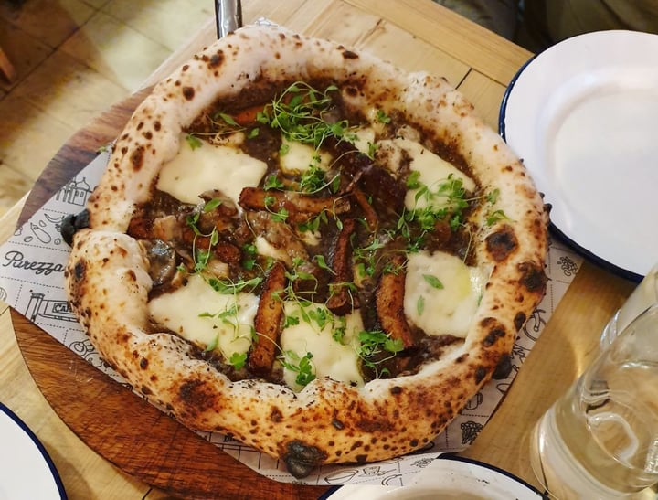 photo of Purezza - Vegan Pizza Camden The One With The Truffle shared by @calicomeetsbroccoli on  04 Aug 2019 - review