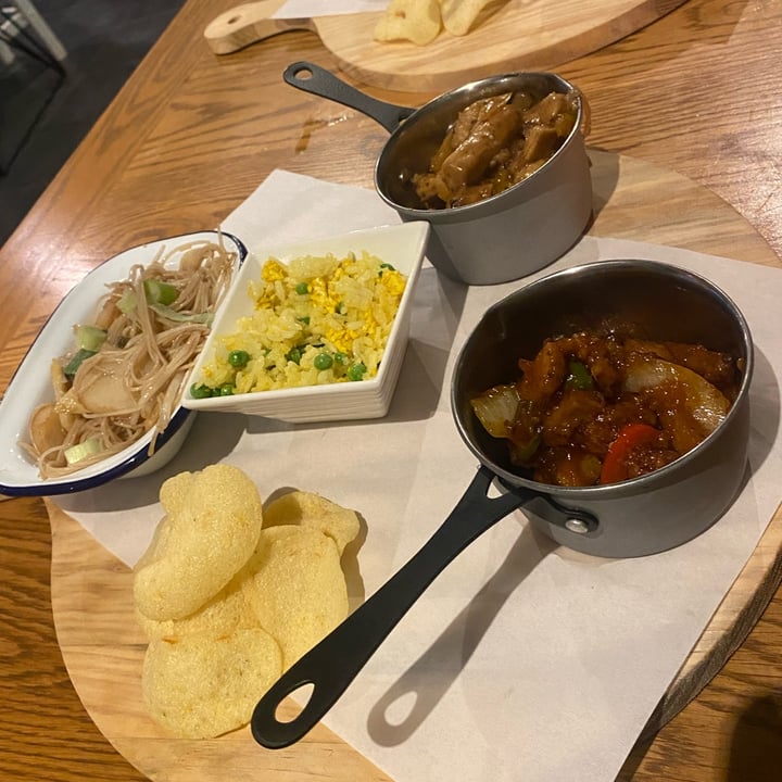 photo of Timmy's Bar & Kitchen Chinese Tuesday! shared by @meganthevegetable on  21 May 2022 - review