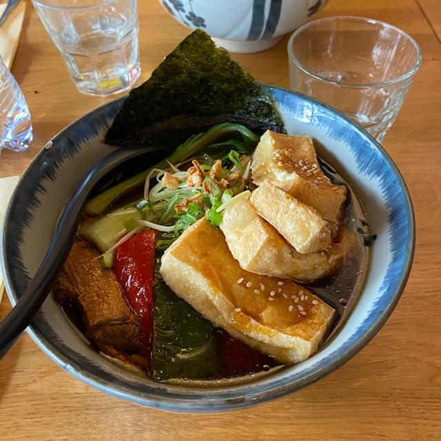 Foto del piatto “Veggie Tofu Shoyu Ramen”