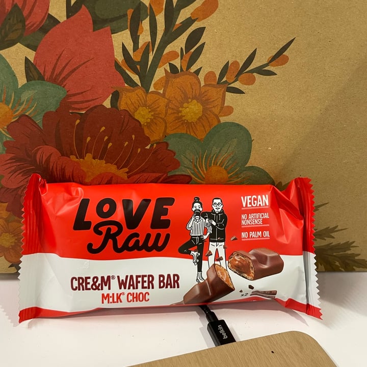 photo of LoveRaw Cre&m Wafer Bar Milk Choc shared by @varun91 on  19 May 2022 - review