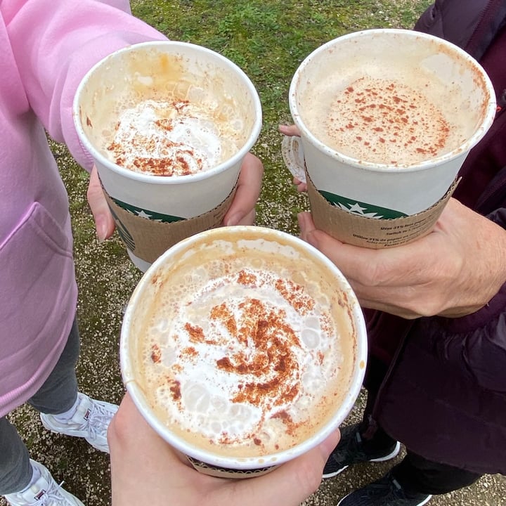 photo of Starbucks Pumpkin Spice Latte 🎃 shared by @oliveu on  29 Nov 2020 - review