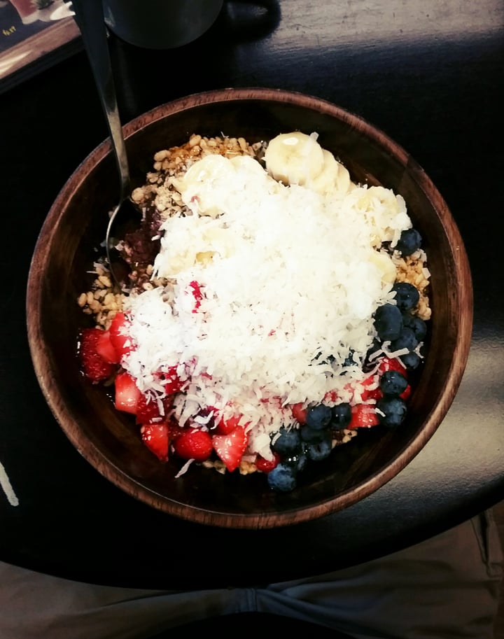 photo of Brazilian Acai Bowls The Patriot shared by @4evervegan on  05 Jun 2019 - review