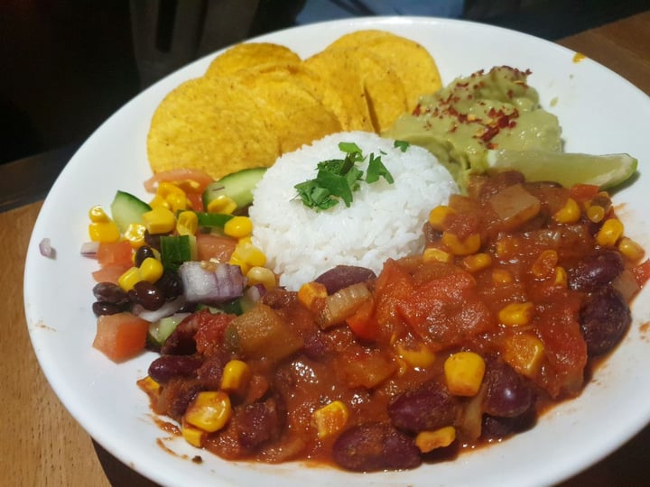 review photo of BACKYARD Tex Mex Bowl shared by @robis on 06 Feb 2020 - review