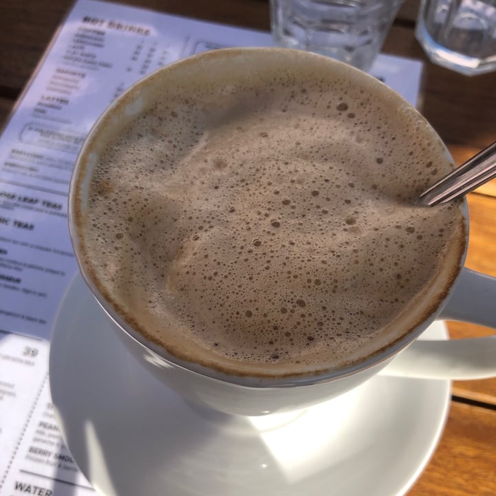 photo of Knead Bakery Caffè Latte shared by @janalinko on  08 Sep 2020 - review