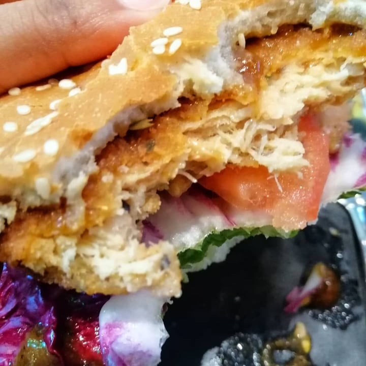 photo of GreenDot Westgate Black Pepper Soy Burger shared by @vegandiaries on  19 Feb 2019 - review