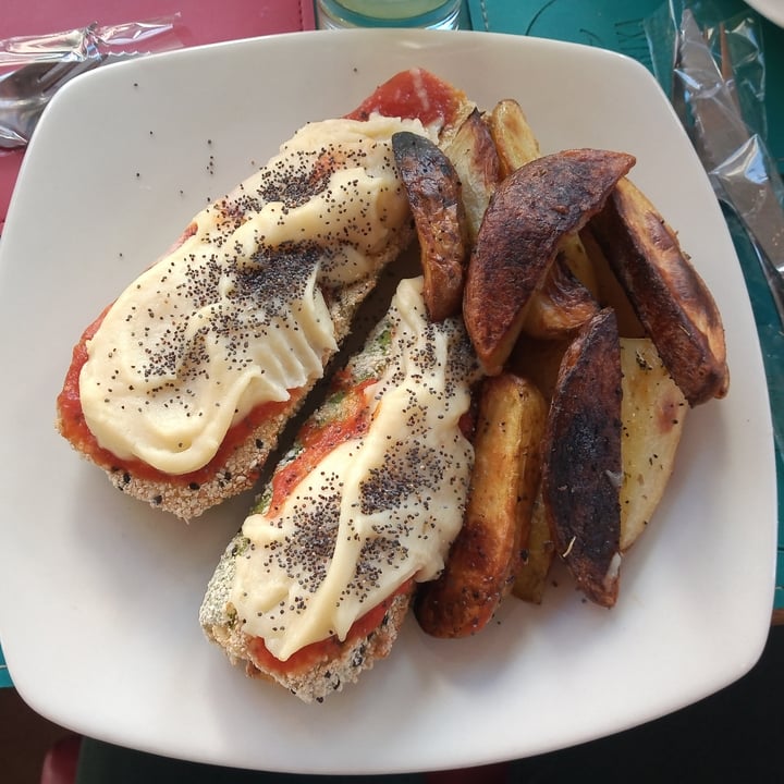 review photo of Páprika, Comé Sano Milanesas De Zucchini shared by @nahijaz on 03 Aug 2021 - review