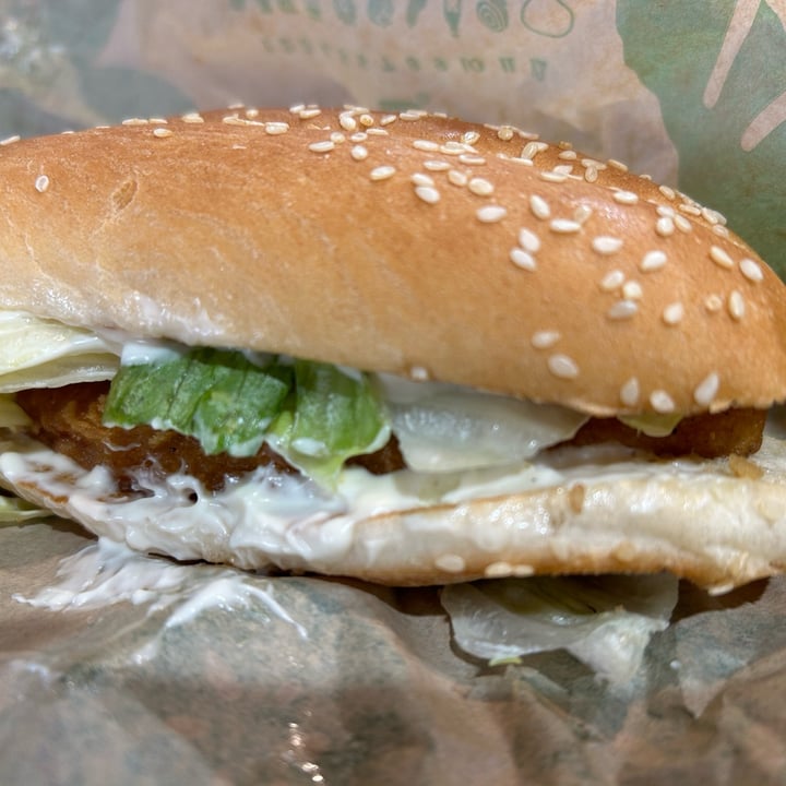 photo of Burger King Leicester Square Vegan Royale shared by @federego77 on  24 Oct 2022 - review
