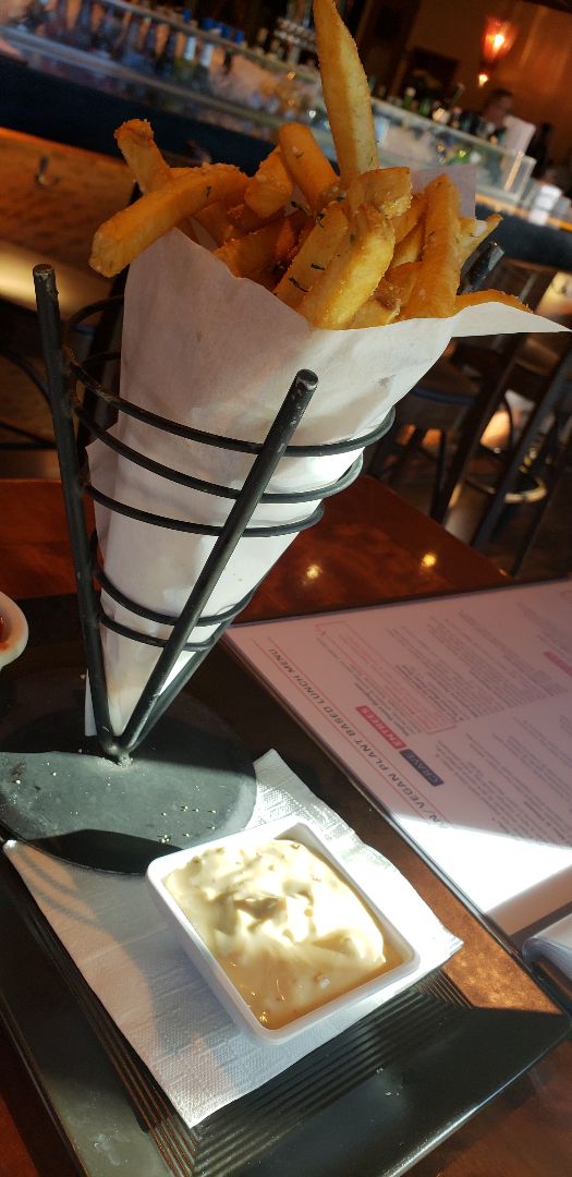 photo of Crave American Kitchen & Sushi Bar Truffle Parmesan fries shared by @ambularfortheanimals on  15 Dec 2018 - review