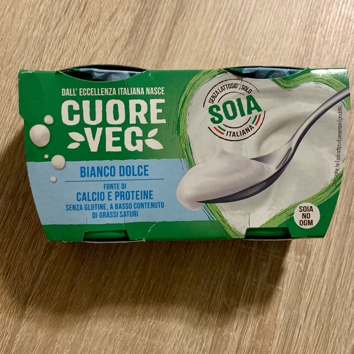 photo of Cuore veg Yogurt bianco dolce shared by @adele91m on  15 Mar 2022 - review