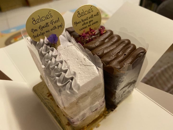 photo of Delcie's Desserts and Cakes Mud fudge shared by @soy-orbison on  16 Feb 2020 - review