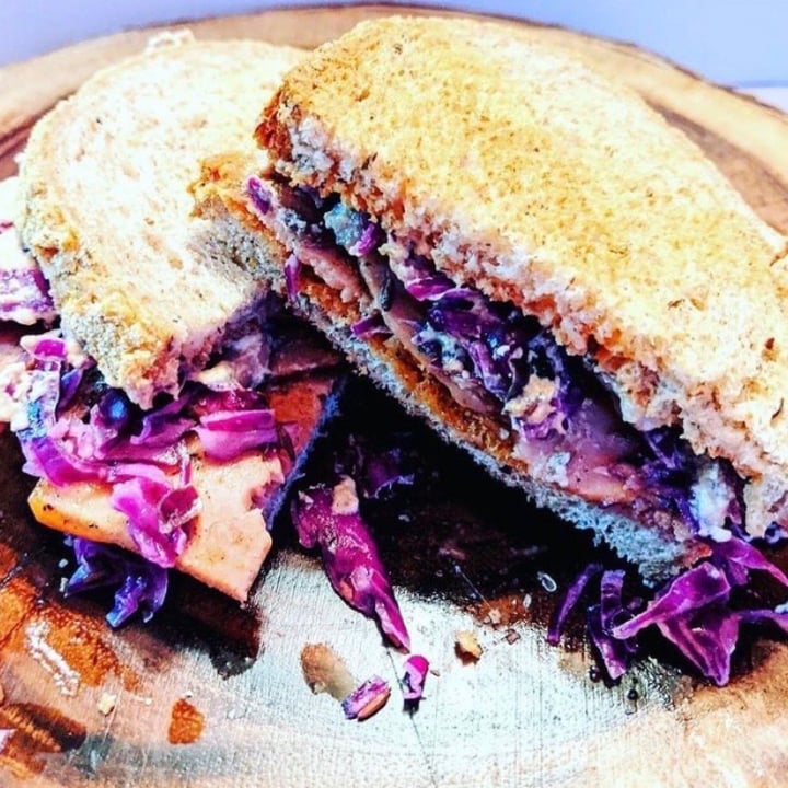 review photo of Black Market StP Ruben with Okara Ham shared by @mnvegan on 20 Feb 2021 - review