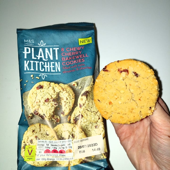 photo of Marks & Spencer Food (M&S) Plant Kitchen chewy cherry bakewell cookies shared by @supersupergirl on  19 Jan 2022 - review