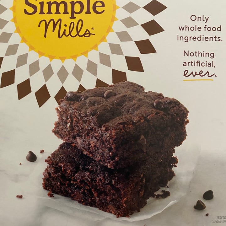 photo of Simple Mills Almond flour baking mix- Brownies shared by @thatveganchick on  12 Apr 2021 - review