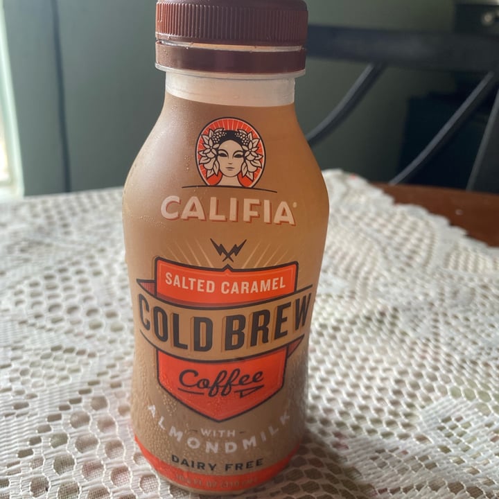 photo of Califia Farms Salted Caramel Cold Brew shared by @aimeeleroi on  24 Dec 2021 - review