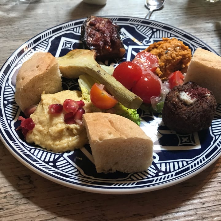 photo of The March Hare mezze plater shared by @olicarolina on  06 Jun 2022 - review