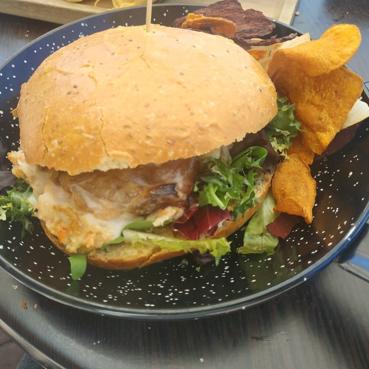 photo of Fresh Green Hamburguesa Chicken Vegan shared by @oierland on  15 Jul 2021 - review