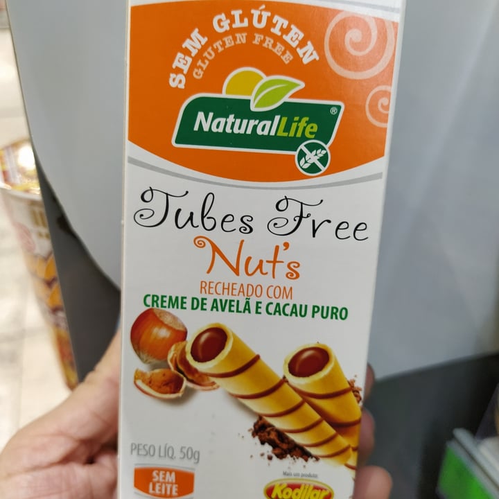 review photo of NaturalLife Tubes Free Nuts Recheado Com Creme De Avelã shared by @lucienepm on 09 May 2022 - review