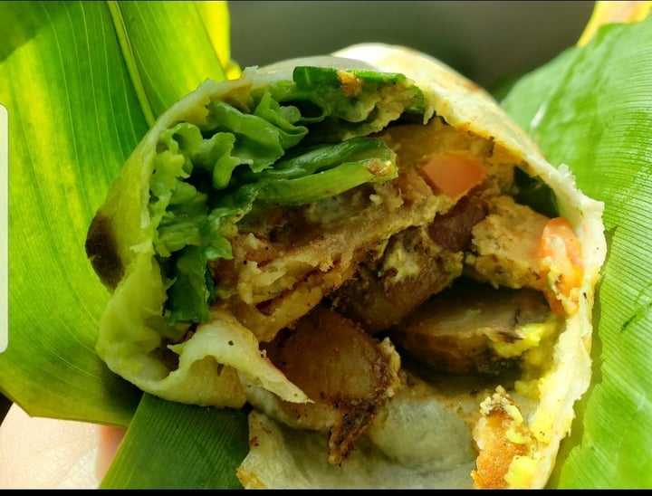 photo of Moku Roots Cali Burrito shared by @drmholmberg on  04 Jan 2020 - review