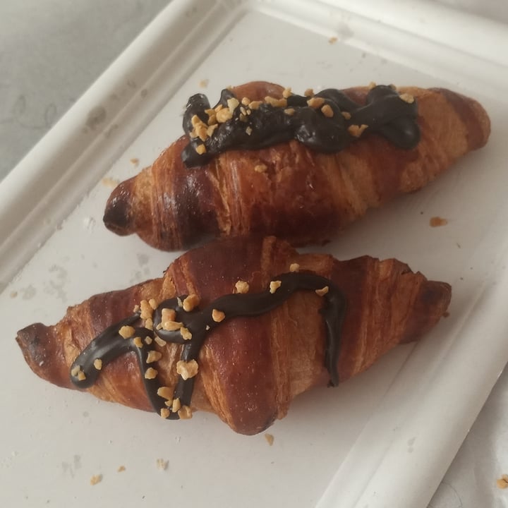 photo of Serendipity Valencia Mini Croissant Relleno de Chocolate shared by @titoherbito on  27 Sep 2021 - review