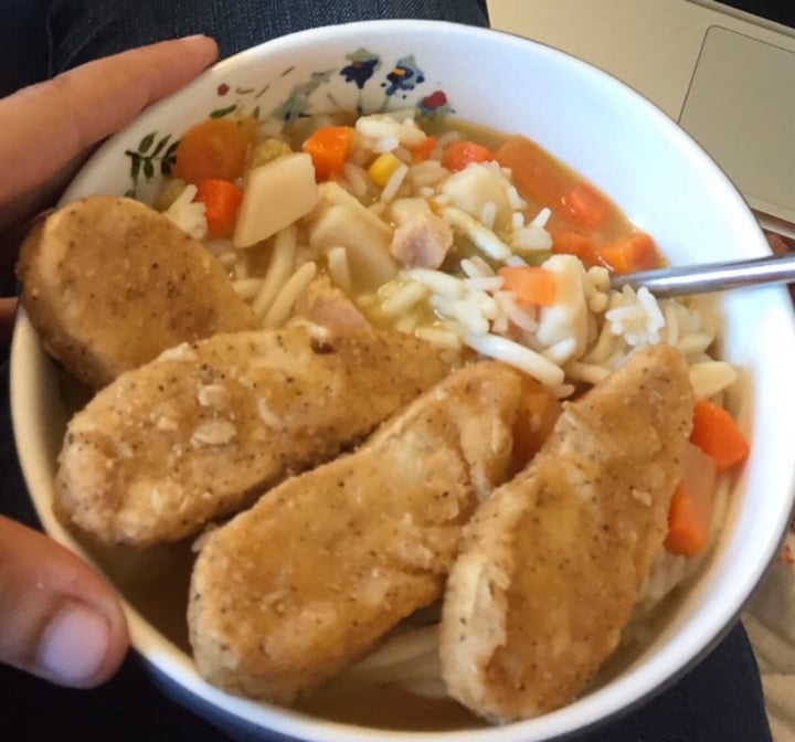 review photo of Gardein Seven Grain Crispy Tenders shared by @hanagobran on 15 Apr 2020 - review
