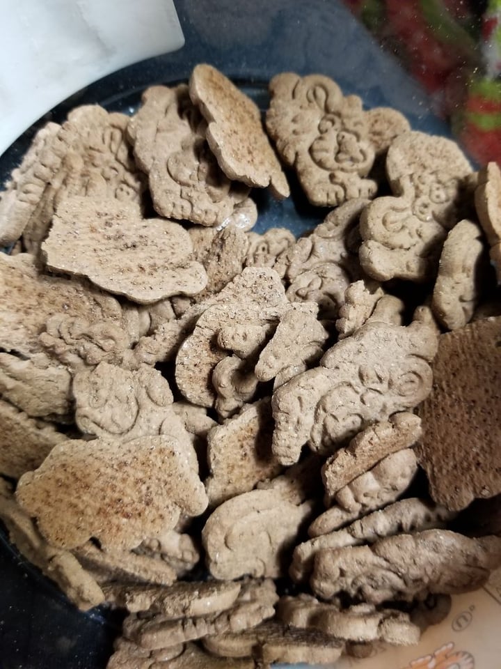 photo of Trader Joe's Chocolatey Cat Cookies for People shared by @shmoopsify on  10 Jan 2020 - review