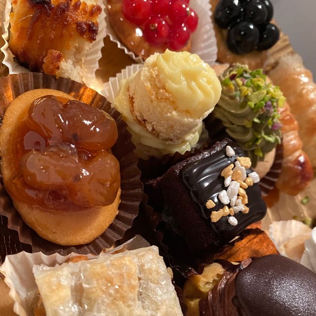 菜肴“Pasticcini vegani”的照片