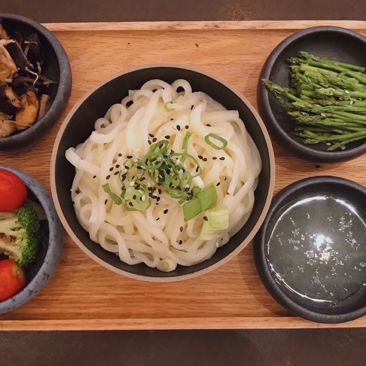 review photo of NINETYs Asparagus And Tomato Udon shared by @violachen on 16 Jun 2020 - review