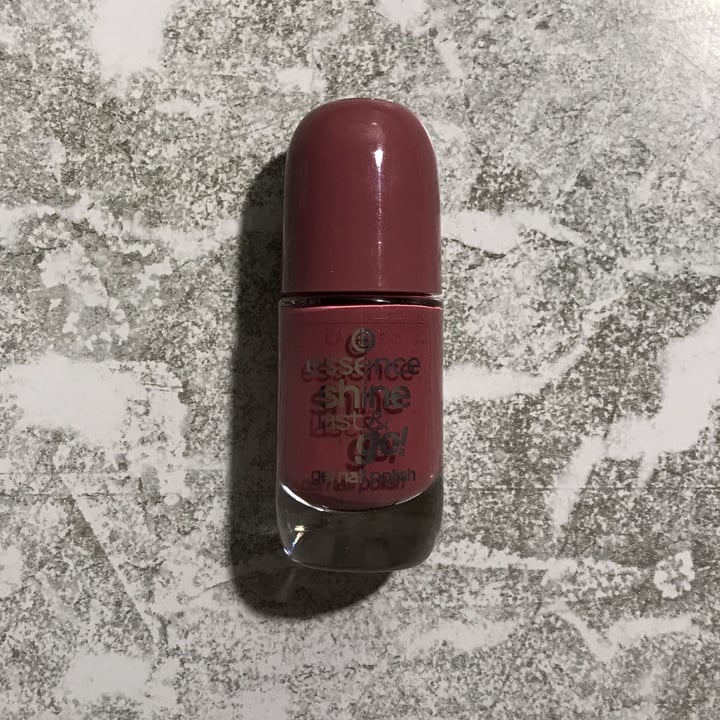 review photo of Essence Smalto Shine Last & Go 101 (Love Me Like You Do) shared by @gloriasumarte on 23 Mar 2022 - review