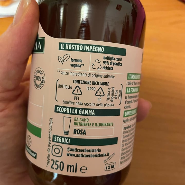 review photo of Antica erboristeria Shampoo nutriente rosa selvatica shared by @valexxx on 21 Nov 2022 - review
