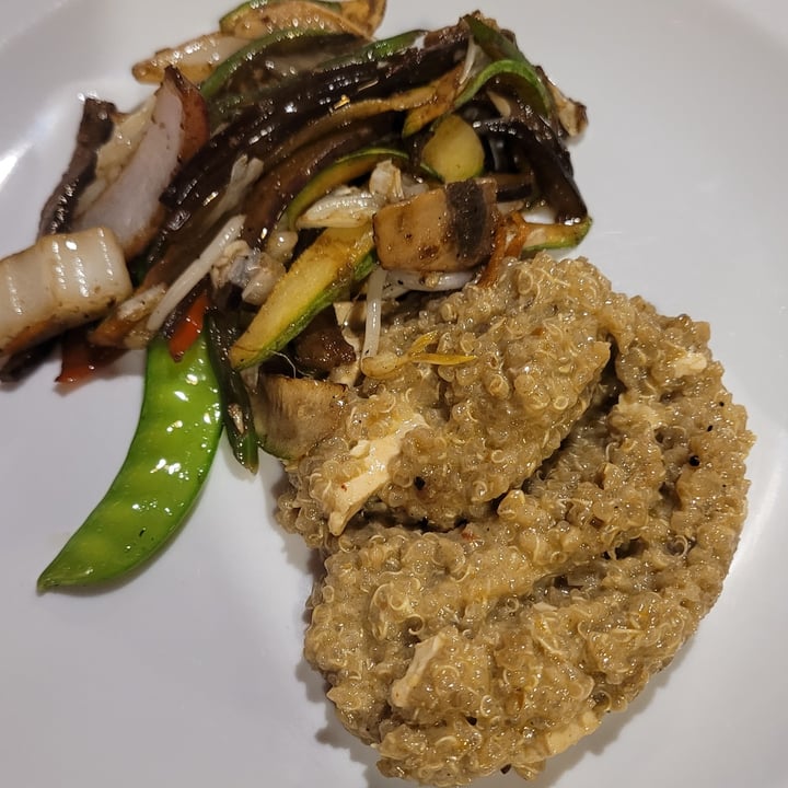 review photo of Guille Veggie Risotto De Quinoa shared by @xcuasidelictualx on 30 Jul 2022 - review