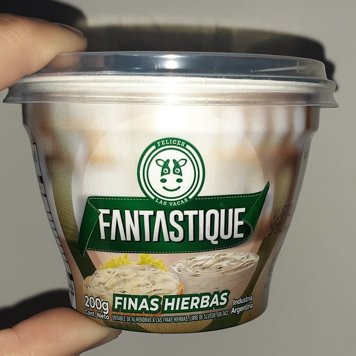 photo of Felices Las Vacas Queso Untable Fantastique Finas Hierbas shared by @justiciayrespeto on  26 Jun 2021 - review