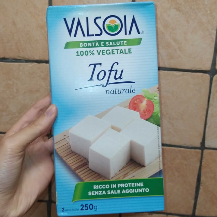 photo of Valsoia Tofu naturale shared by @asiapoggi97 on  29 Sep 2022 - review