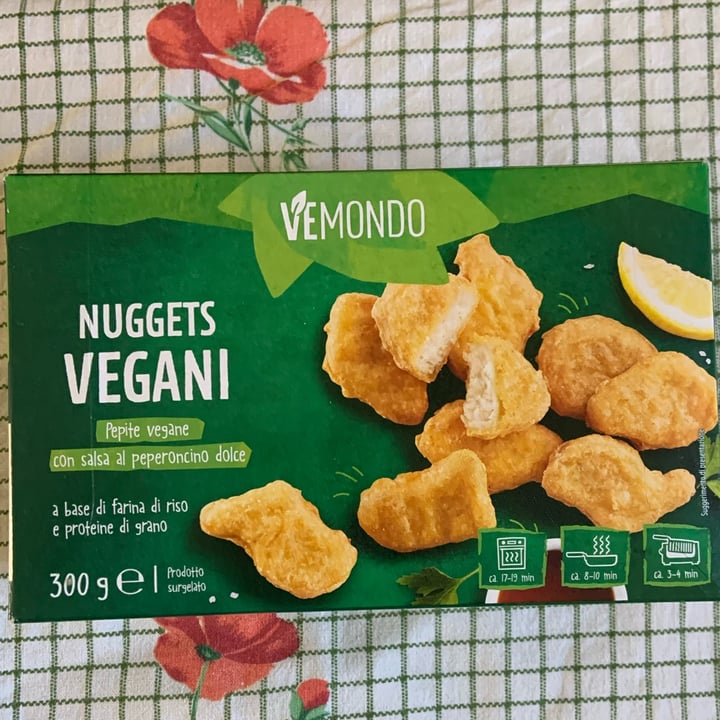 photo of Vemondo Nuggets Vegani-Pepite Vegane con Salsa al Peperoncino Dolce shared by @gaiasct on  27 Sep 2022 - review