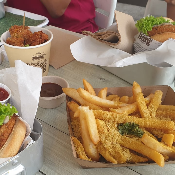 photo of VeganBurg Singapore Fried Mushroom Poppers shared by @joycekhoh on  01 May 2021 - review