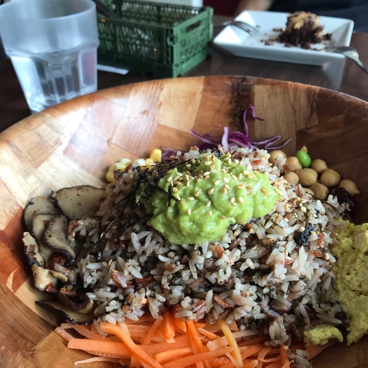 photo of WellSmoocht olive buddha bowl shared by @applepancakes on  14 Oct 2020 - review