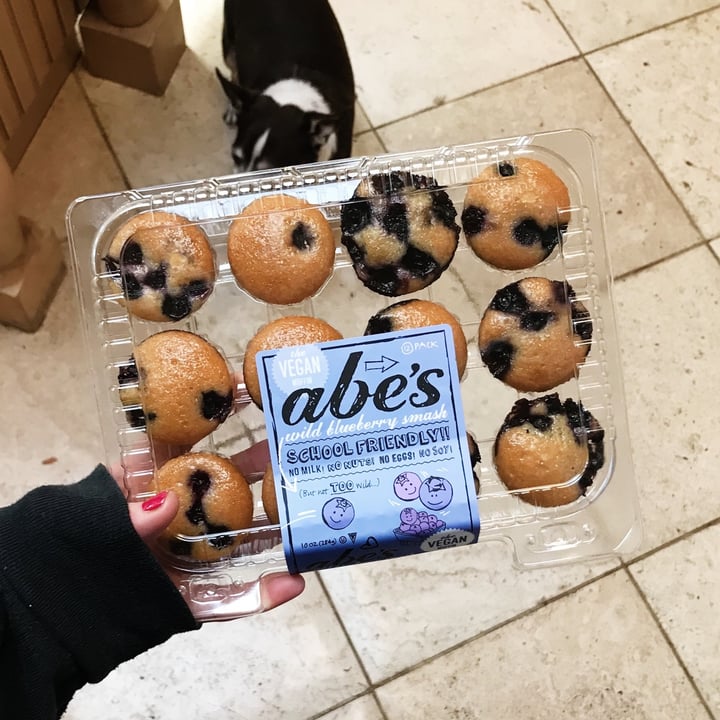 photo of Abe's Vegan Muffins Wild Blueberry Muffin shared by @thetreekisser on  05 Jan 2021 - review